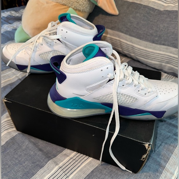 Jordan Mars 270 Grape PERFECT CONDITION - Picture 3 of 12
